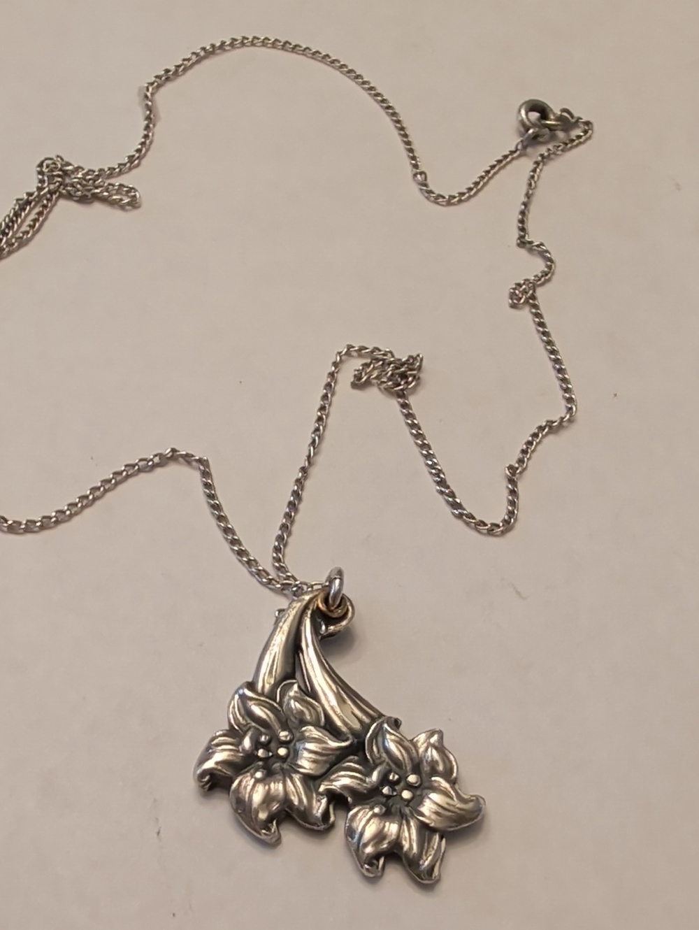 Vintage Sterling Silver Religious Floral Pendant Necklace
